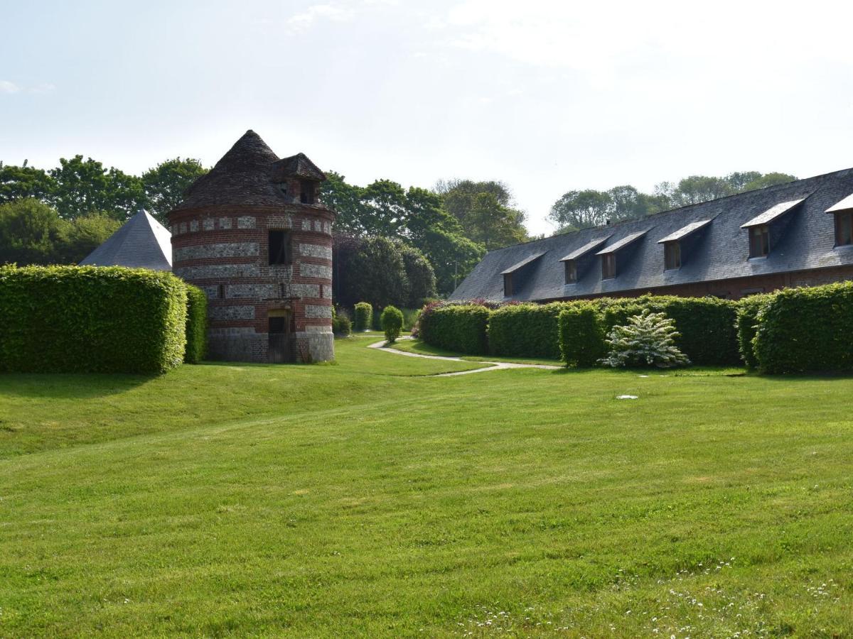 Classic Cottage In Le Bourg-Dun With Garden Eksteriør billede